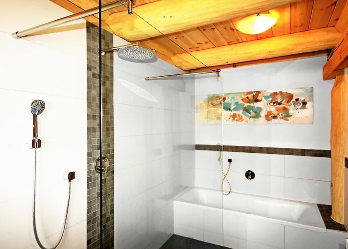 Domek alpejski Karin By Interhome